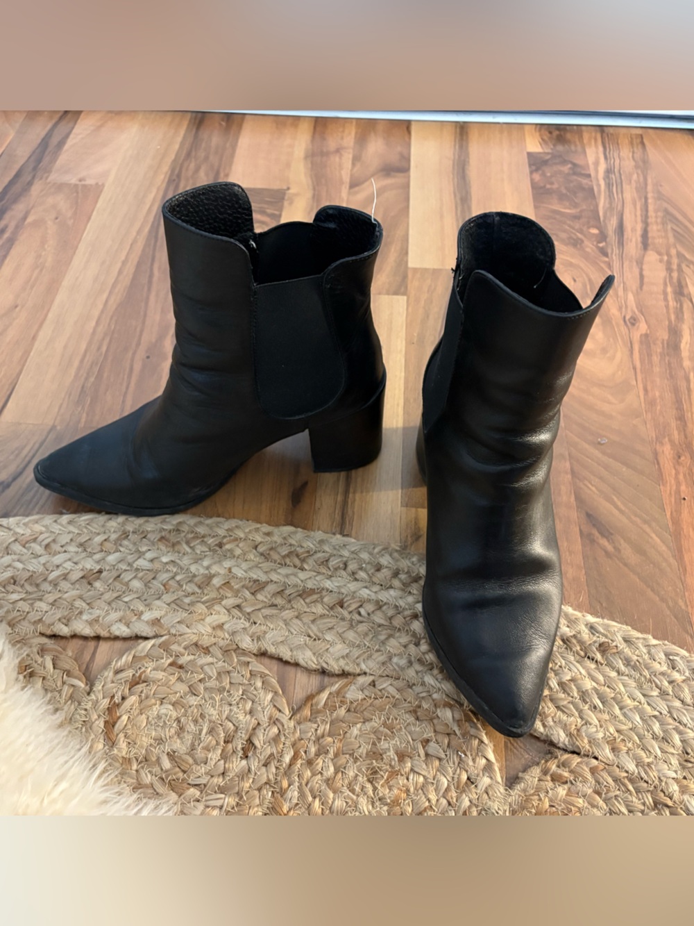 Black Leather Pointed Toe Ankle Boots